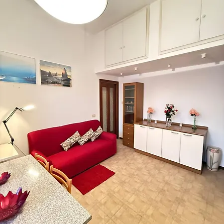 Classic House 15 Minutes From Duomo Apartament