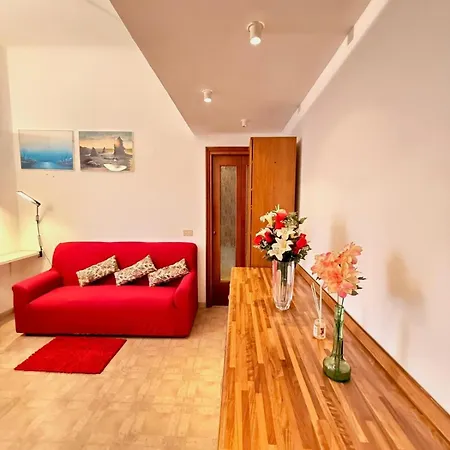 Classic House 15 Minutes From Duomo * Mediolan